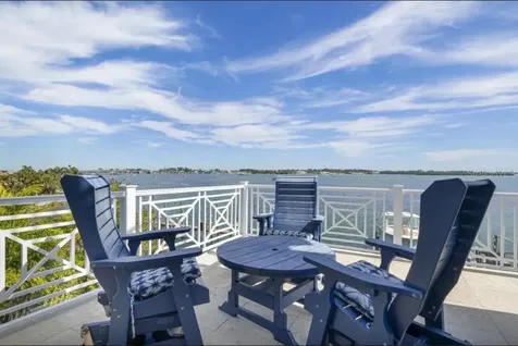 110 10th Street S Bradenton Beach FL 34217