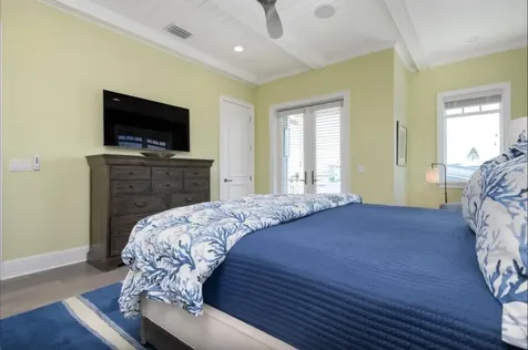 110 10th Street S Bradenton Beach FL 34217