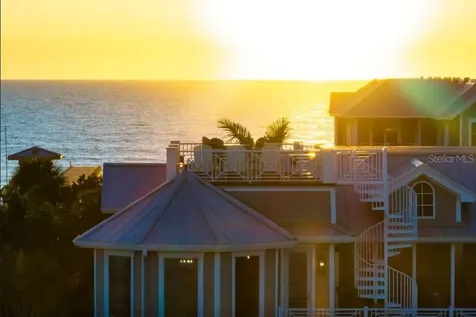 110 10th Street S Bradenton Beach FL 34217