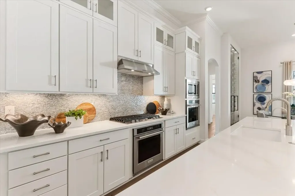 7865 Mainsail Lane Sarasota FL 34240