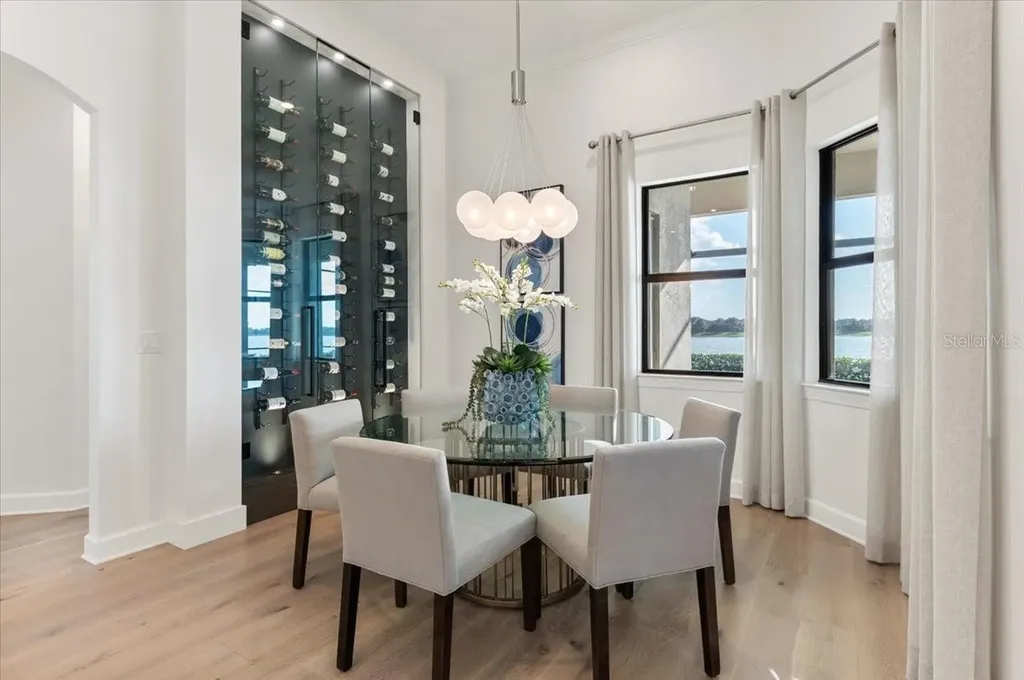 7865 Mainsail Lane Sarasota FL 34240