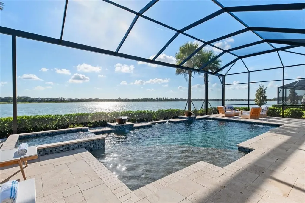 7865 Mainsail Lane Sarasota FL 34240