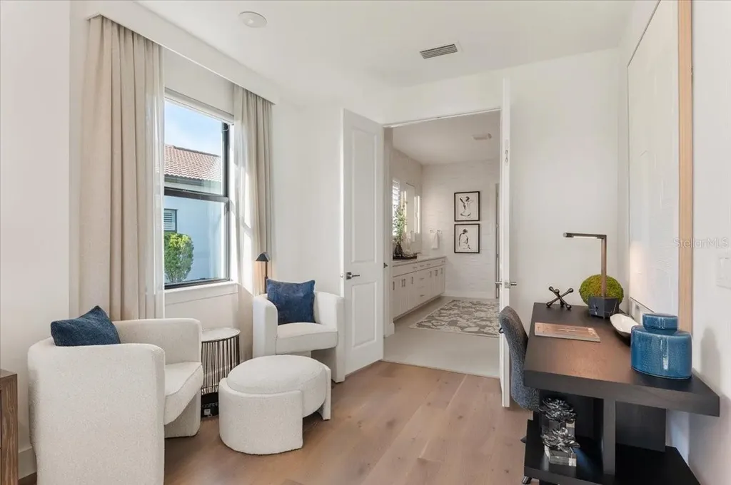 7865 Mainsail Lane Sarasota FL 34240