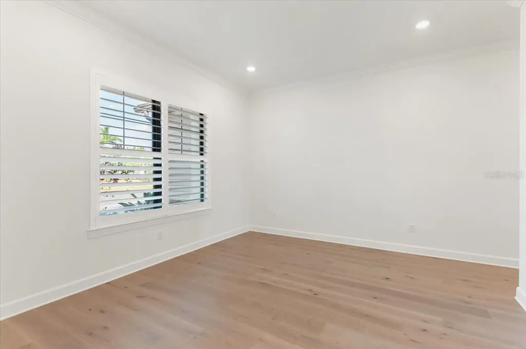 7865 Mainsail Lane Sarasota FL 34240