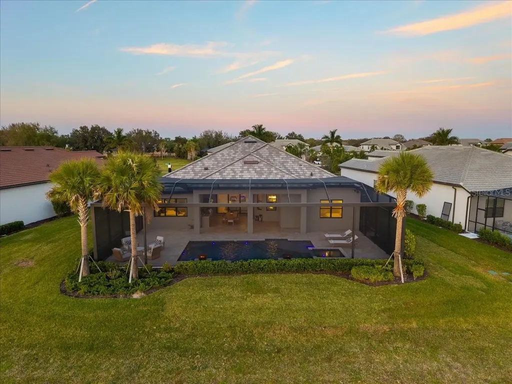 7865 Mainsail Lane Sarasota FL 34240