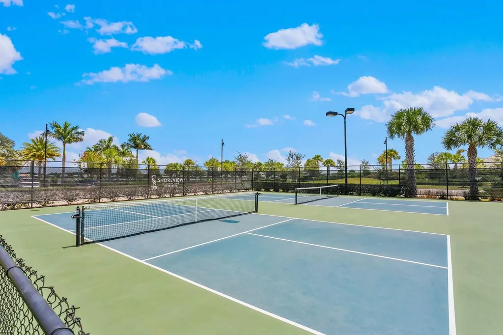 7865 Mainsail Lane Sarasota FL 34240