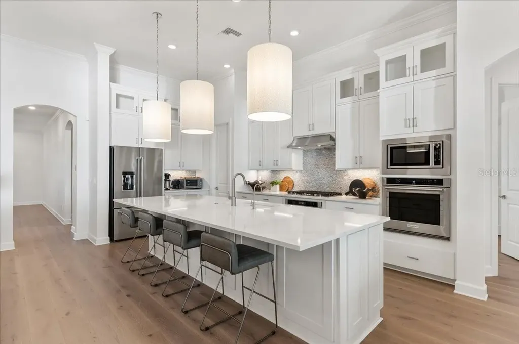 7865 Mainsail Lane Sarasota FL 34240