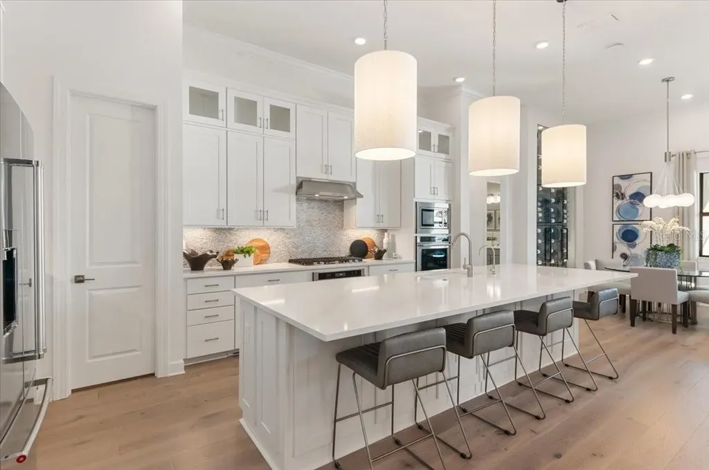 7865 Mainsail Lane Sarasota FL 34240