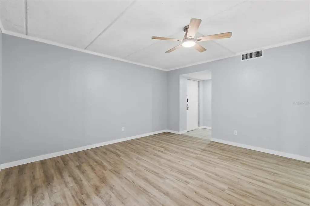 1125 83rd Avenue N St Petersburg FL 33702