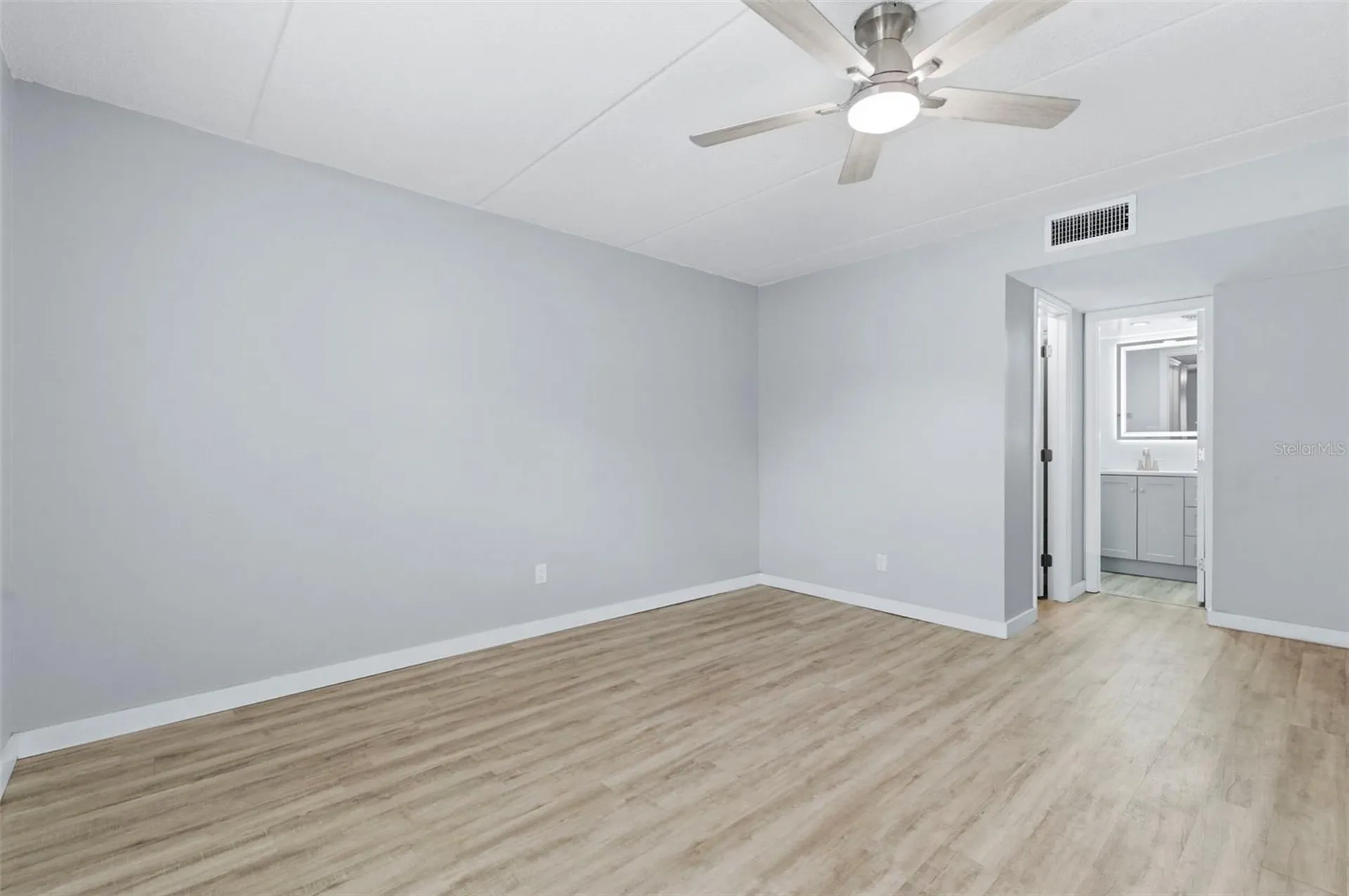 1125 83rd Avenue N St Petersburg FL 33702
