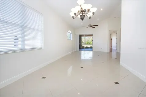 7519 Birds Eye Terrace Bradenton FL 34203