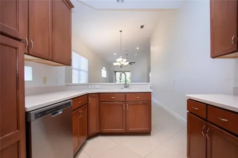 7519 Birds Eye Terrace Bradenton FL 34203