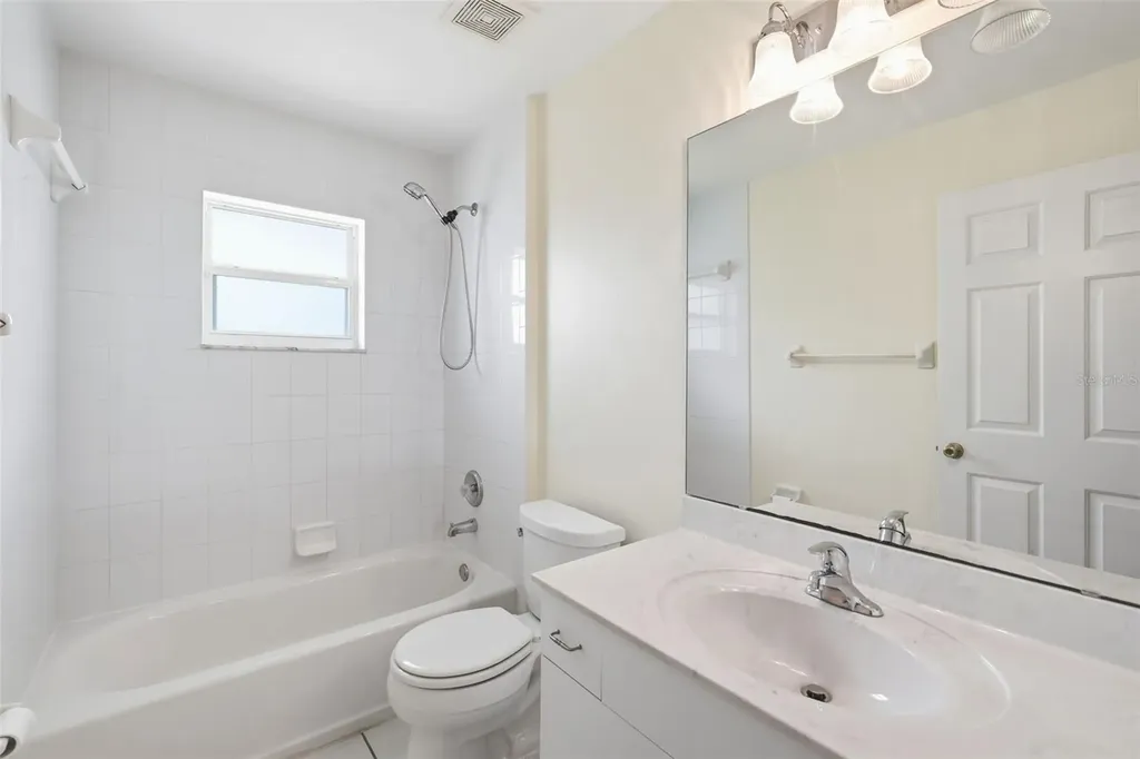 1339 N Old Mill Drive Deltona FL 32725