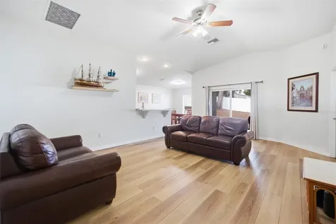 37142 Highland Bluff Circle Dade City FL 33523