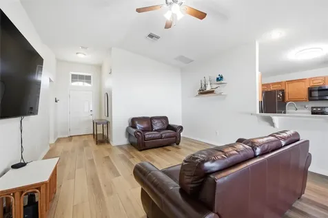 37142 Highland Bluff Circle Dade City FL 33523