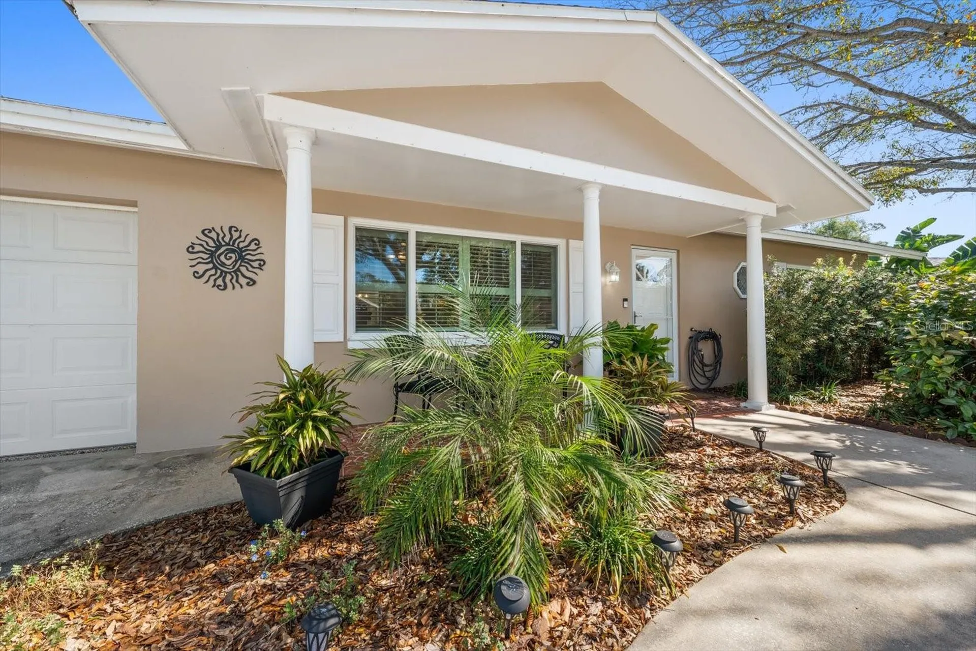2233 Sunset Circle Largo FL 33774