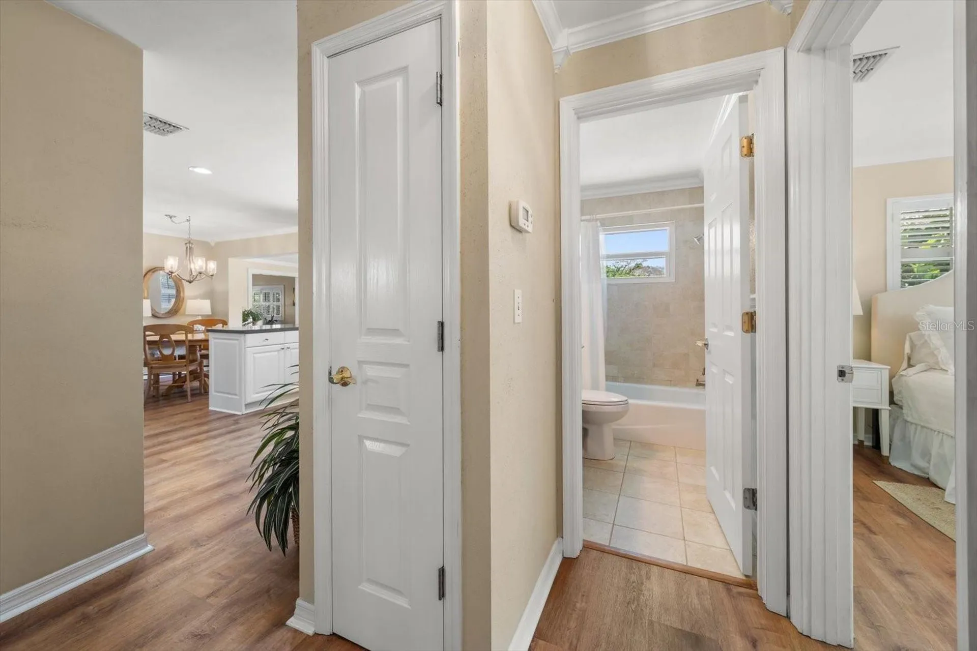 2233 Sunset Circle Largo FL 33774