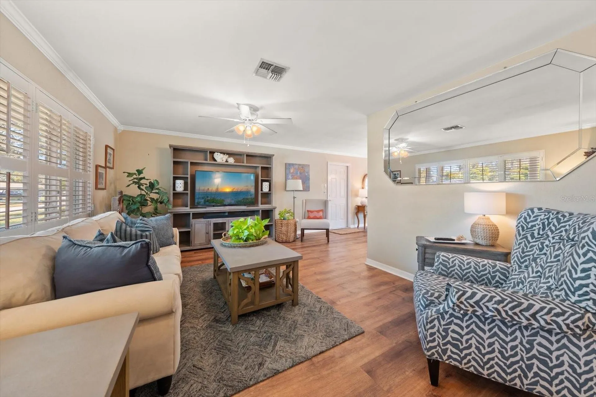 2233 Sunset Circle Largo FL 33774