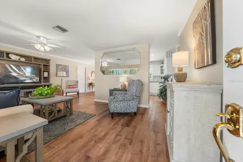 2233 Sunset Circle Largo FL 33774