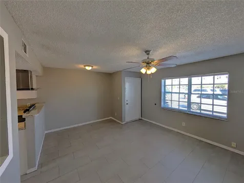 6415 S Roberts Avenue Tampa FL 33616