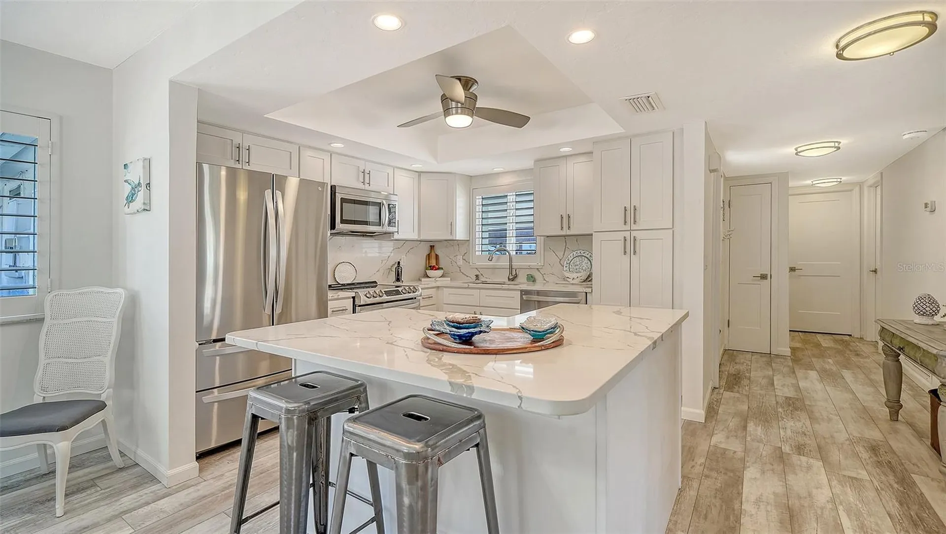 5469 Riverbluff Circle Sarasota FL 34231