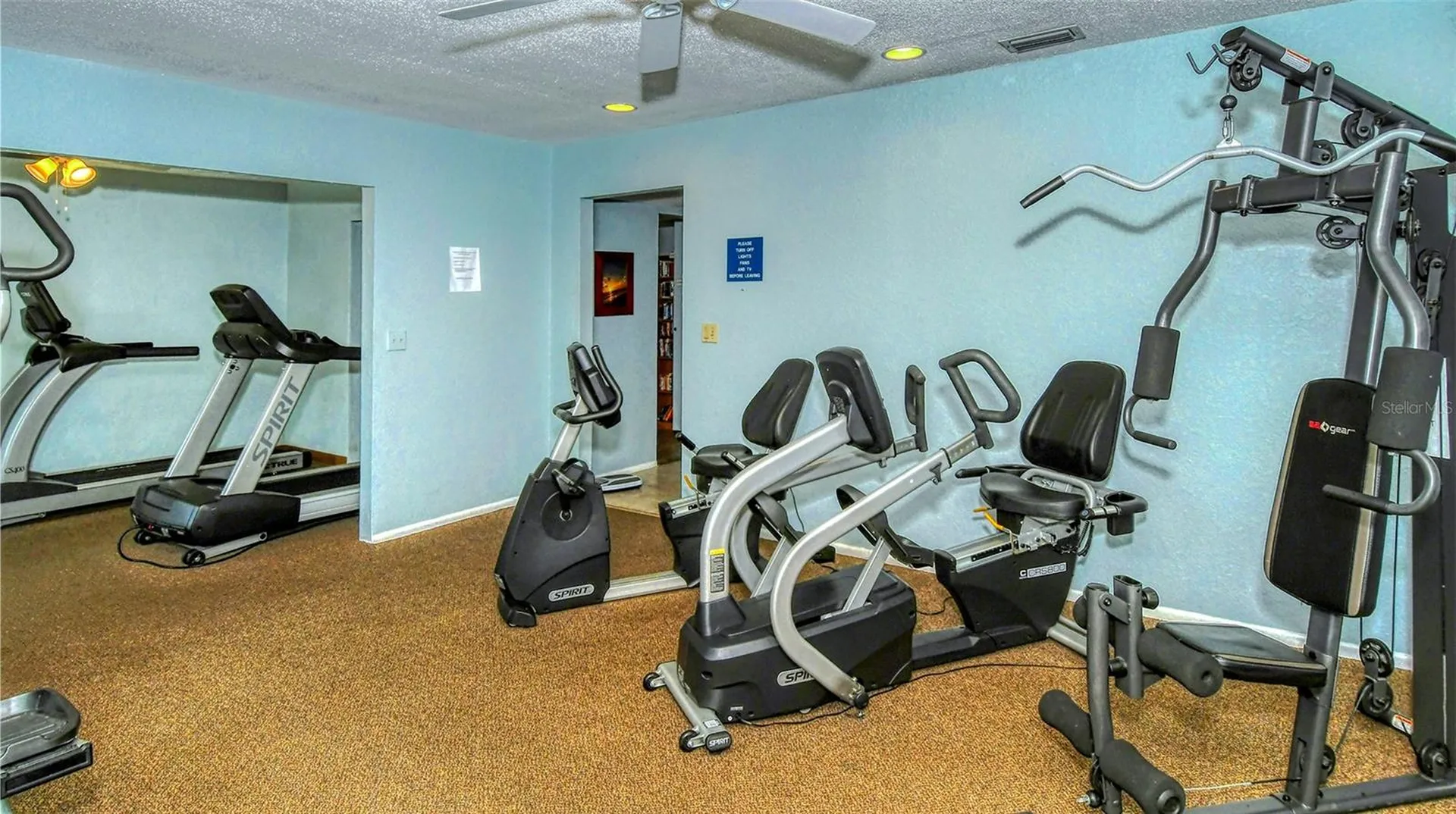 5469 Riverbluff Circle Sarasota FL 34231