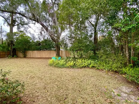 2034 NW 7th Lane Gainesville FL 32603