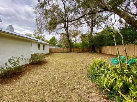 2034 NW 7th Lane Gainesville FL 32603