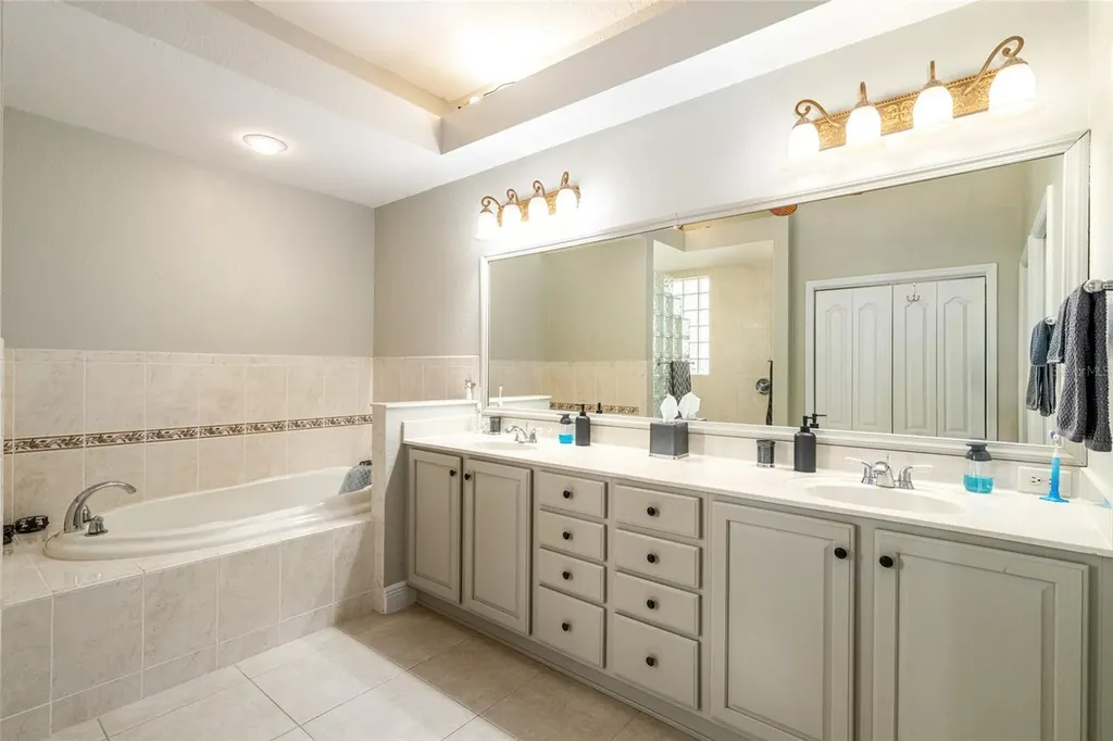 8645 SE 177th Grassmere Street The Villages FL 32162