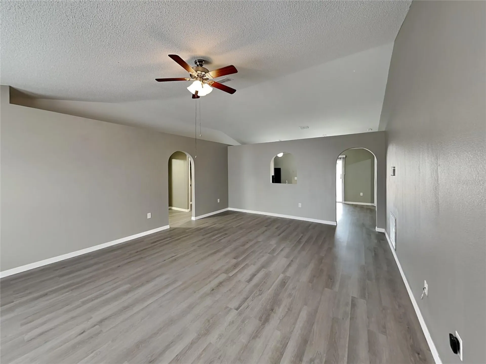 240 Dalton Drive Kissimmee FL 34758