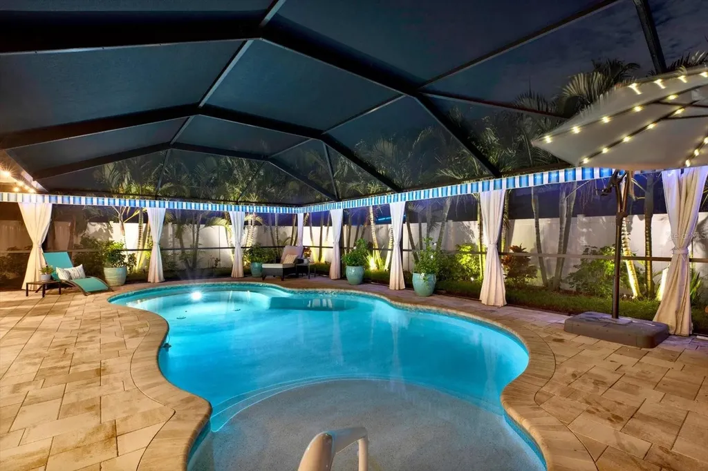8781 Leona Street Seminole FL 33772
