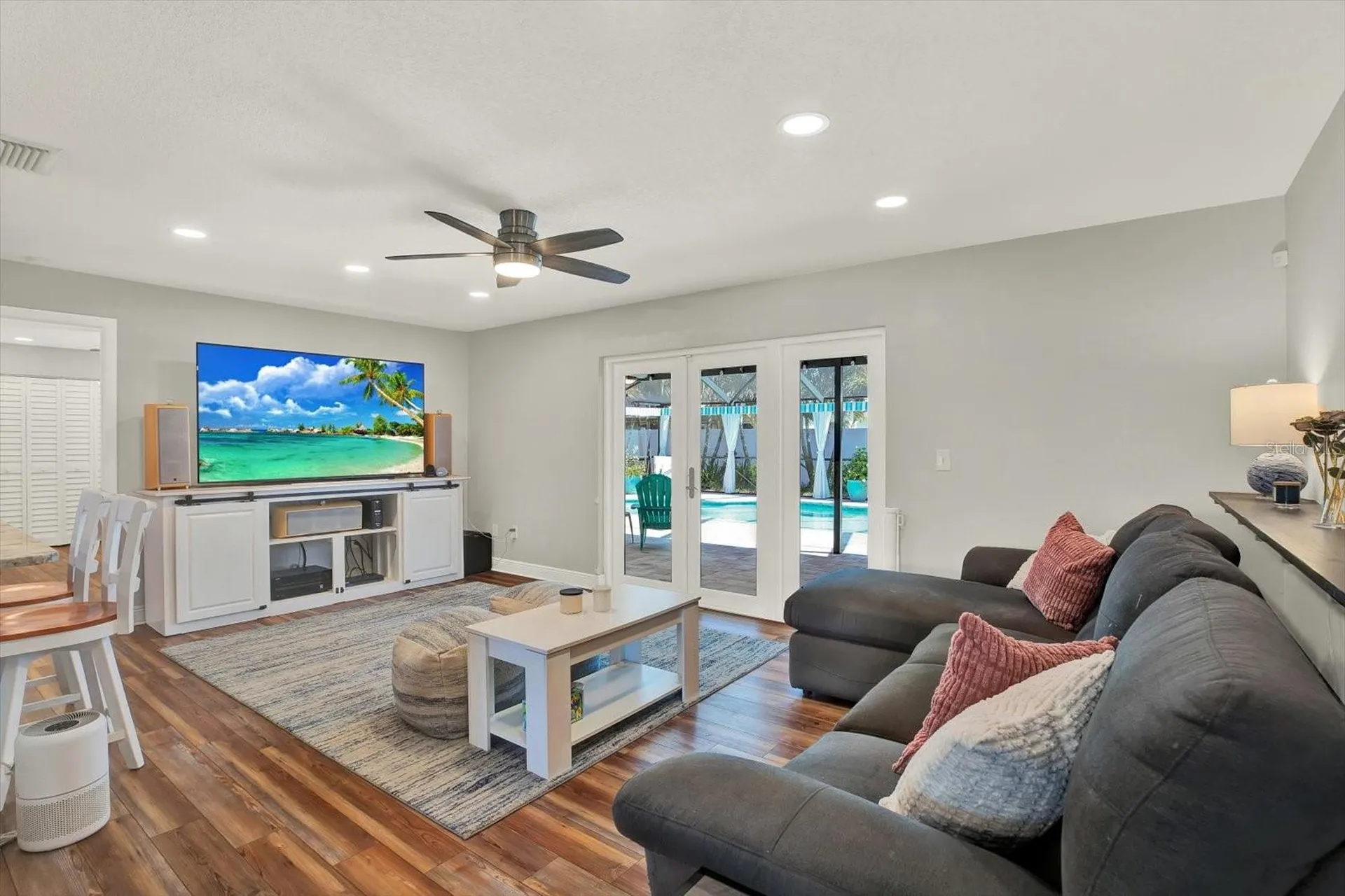 8781 Leona Street Seminole FL 33772