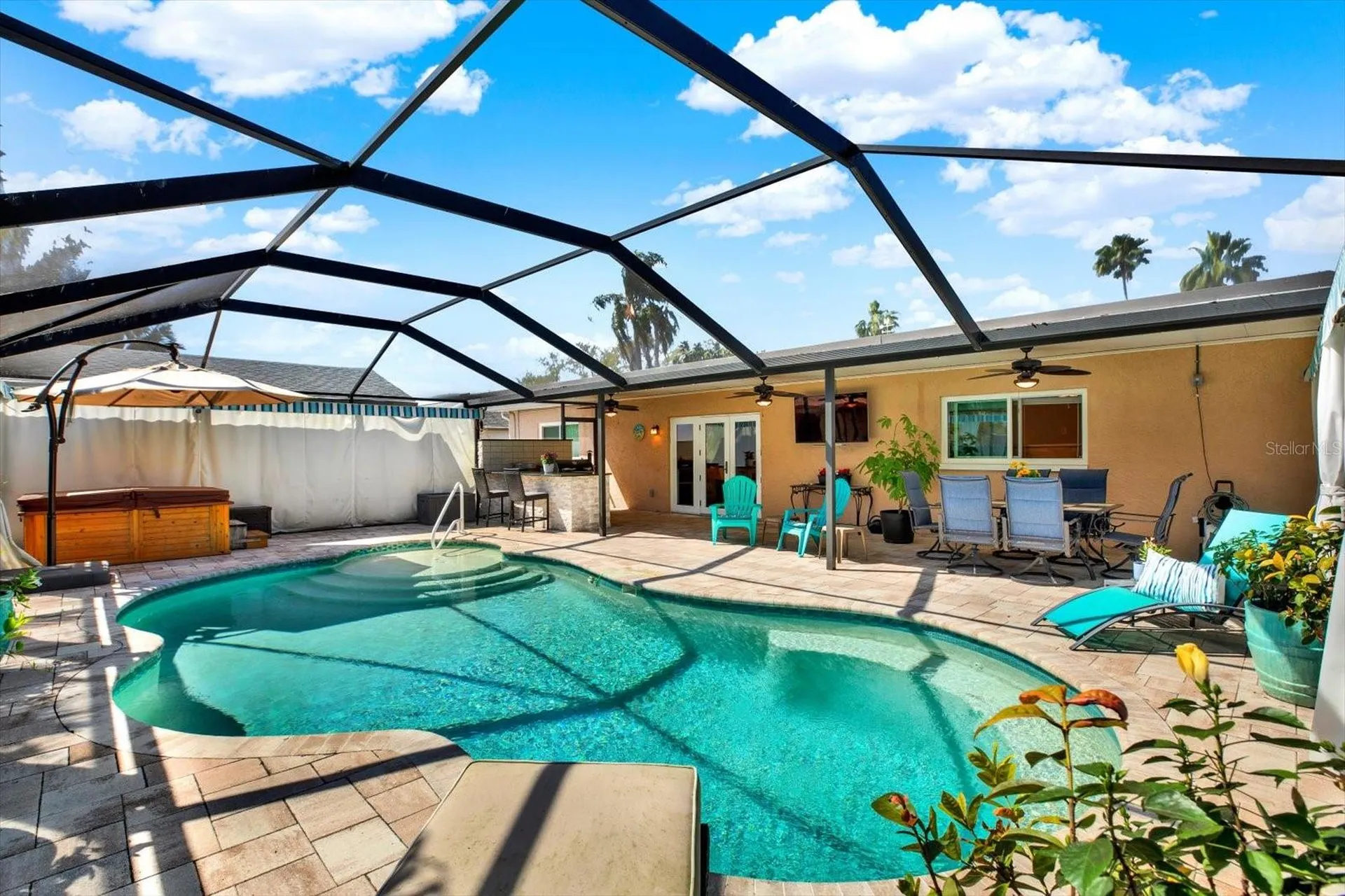 8781 Leona Street Seminole FL 33772
