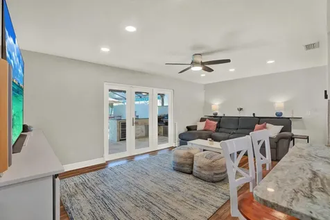 8781 Leona Street Seminole FL 33772