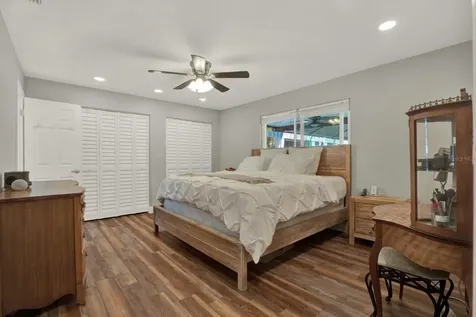 8781 Leona Street Seminole FL 33772