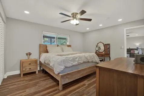 8781 Leona Street Seminole FL 33772