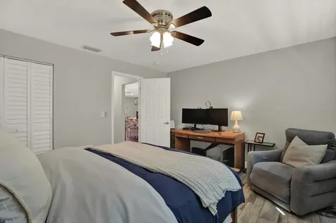 8781 Leona Street Seminole FL 33772