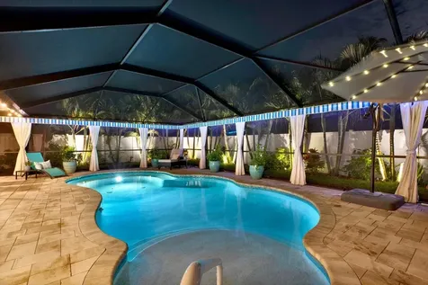 8781 Leona Street Seminole FL 33772