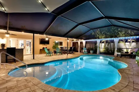 8781 Leona Street Seminole FL 33772