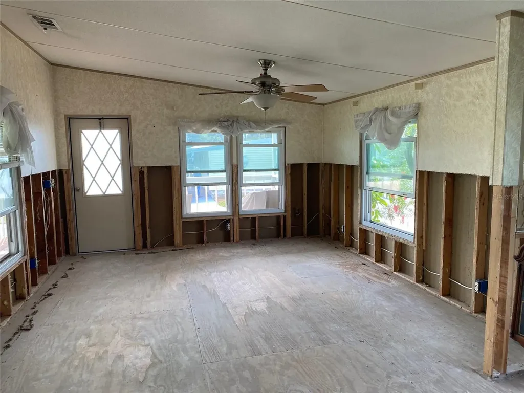 71 Schooner Drive Palm Harbor FL 34683
