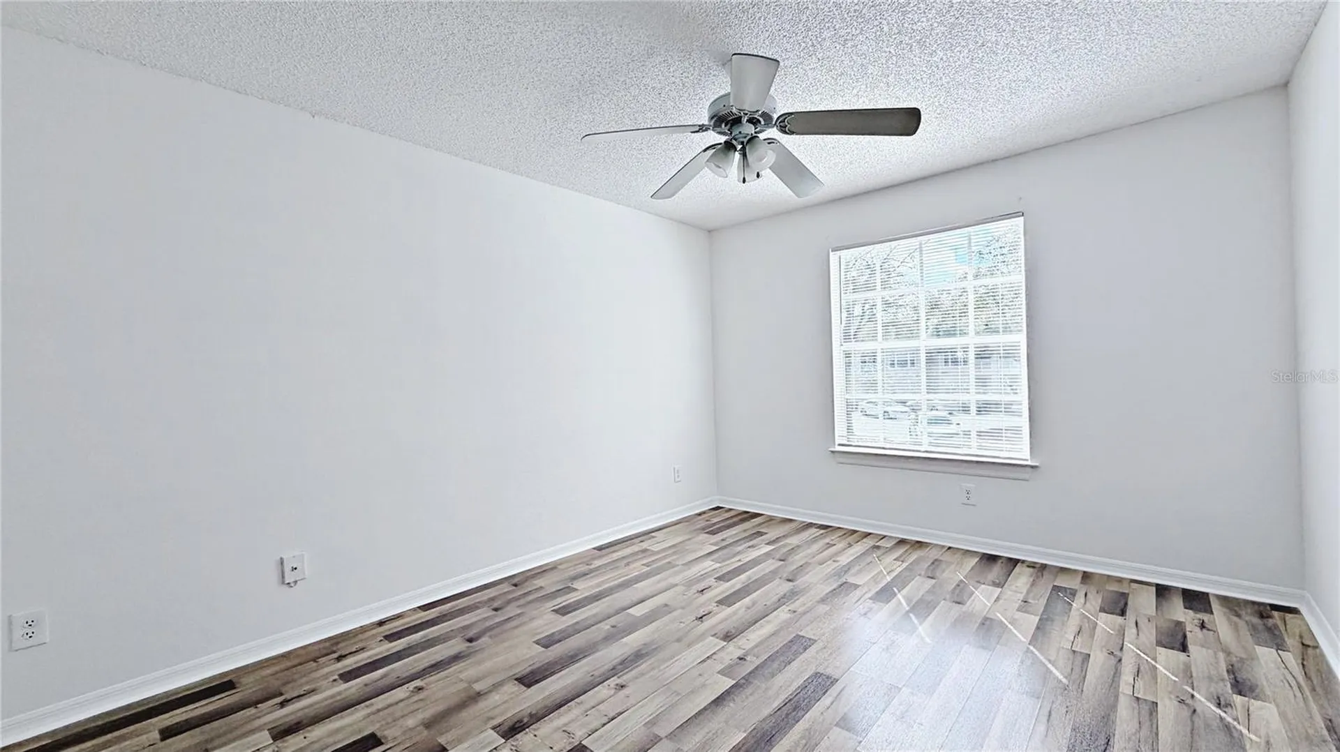 1037 S Hiawassee Road Orlando FL 32835
