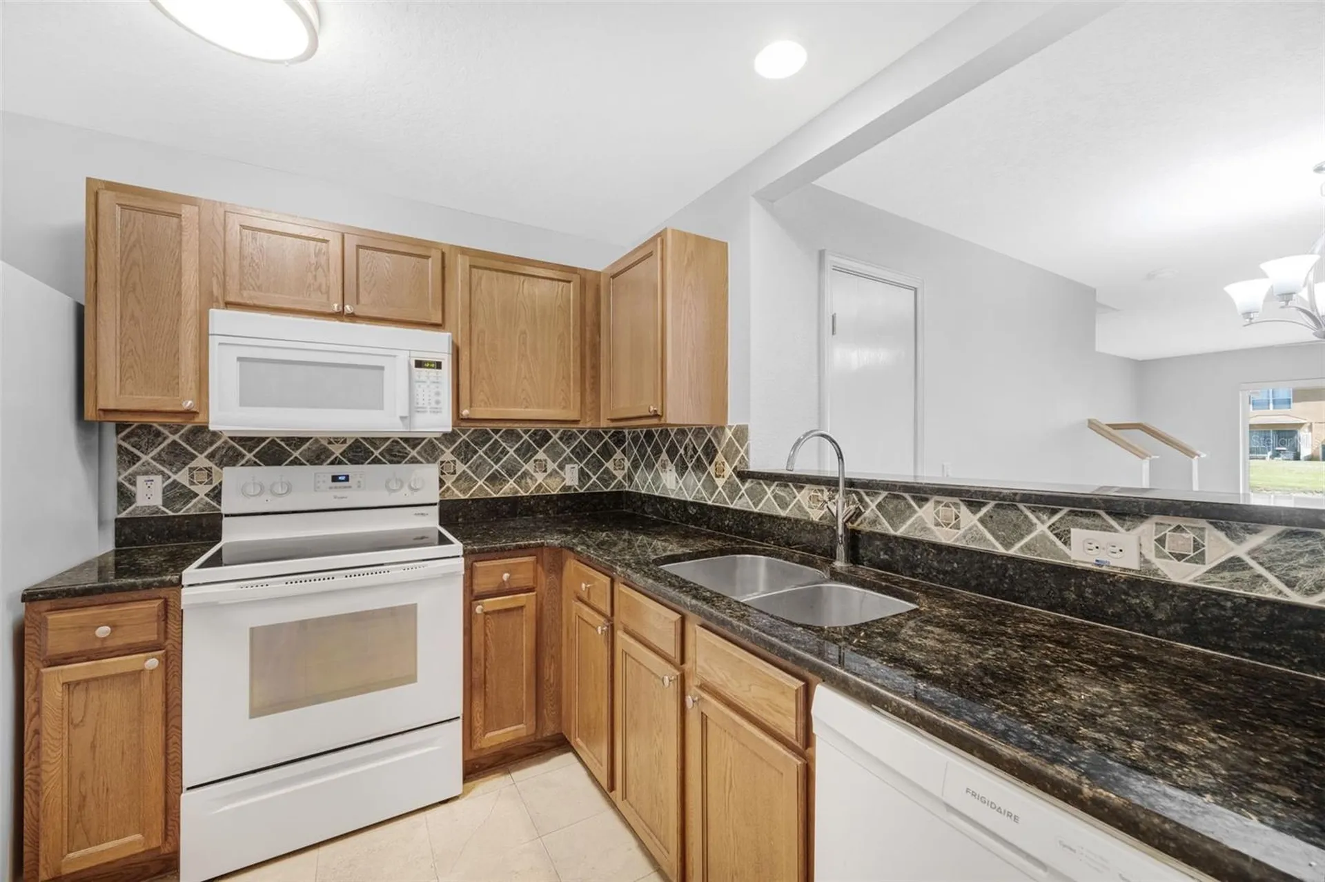 6928 Hawthorne Trace Lane Riverview FL 33578