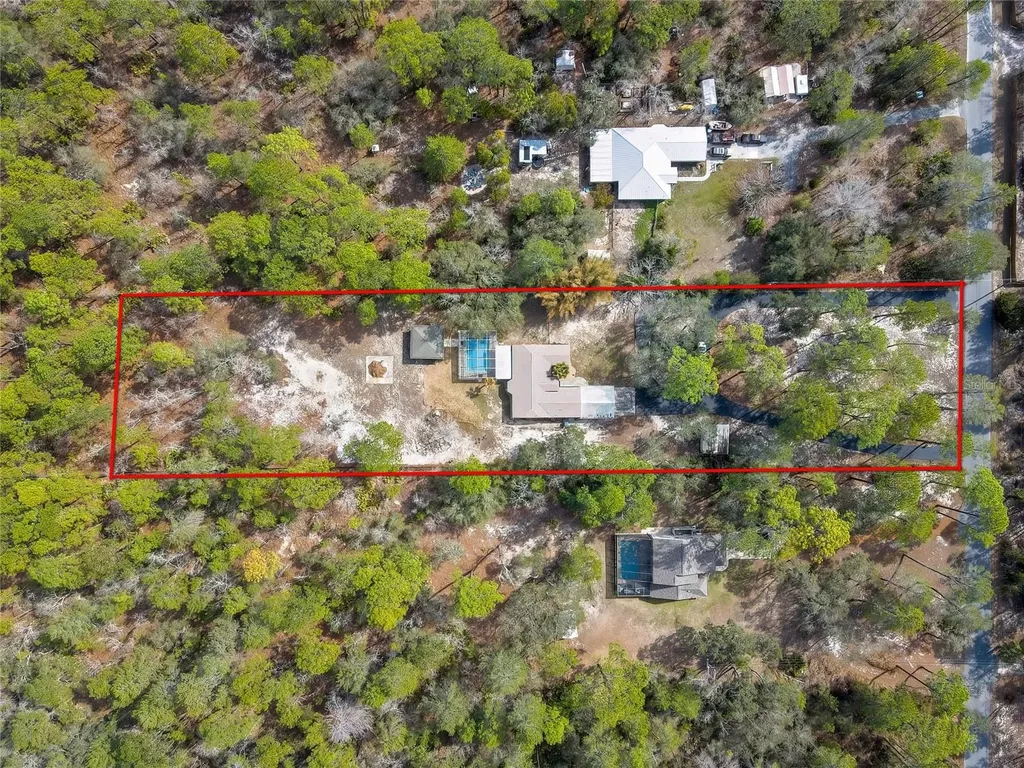 9153 Michigan Avenue Weeki Wachee FL 34613