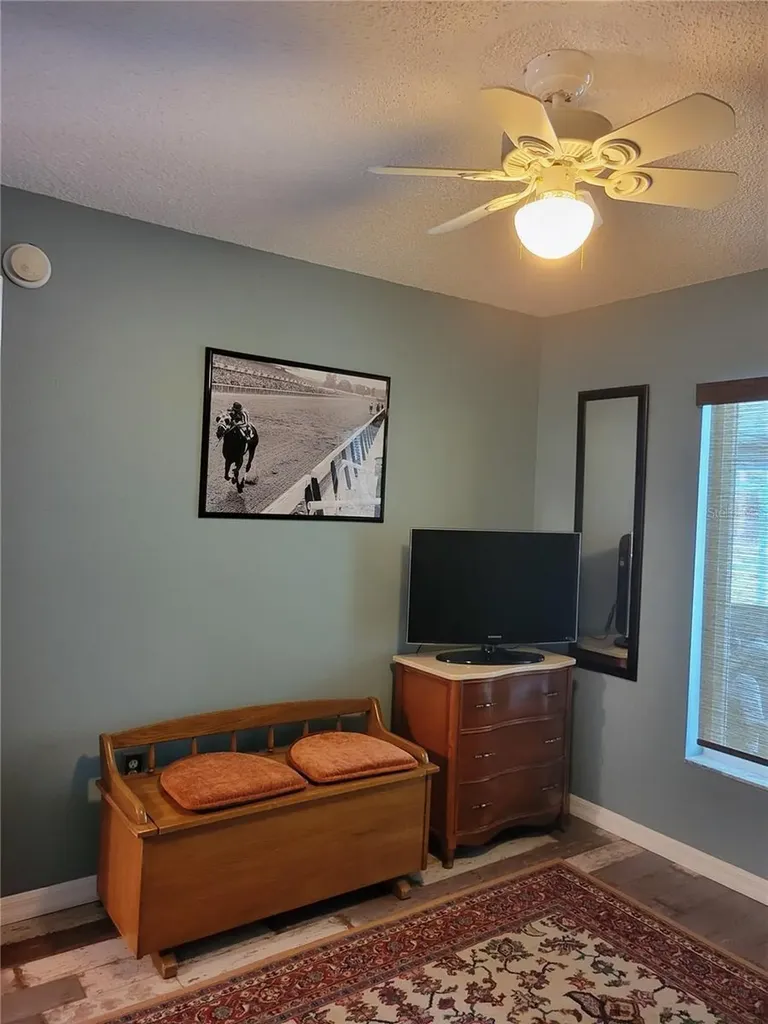 9153 Michigan Avenue Weeki Wachee FL 34613