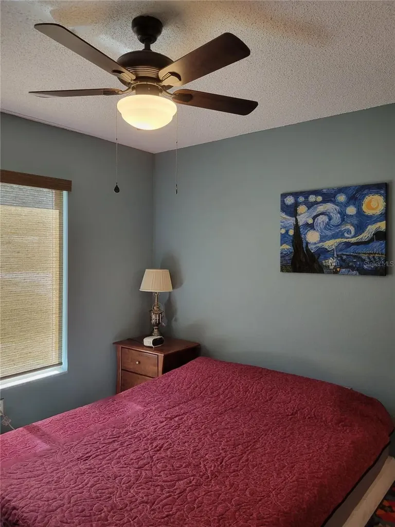 9153 Michigan Avenue Weeki Wachee FL 34613