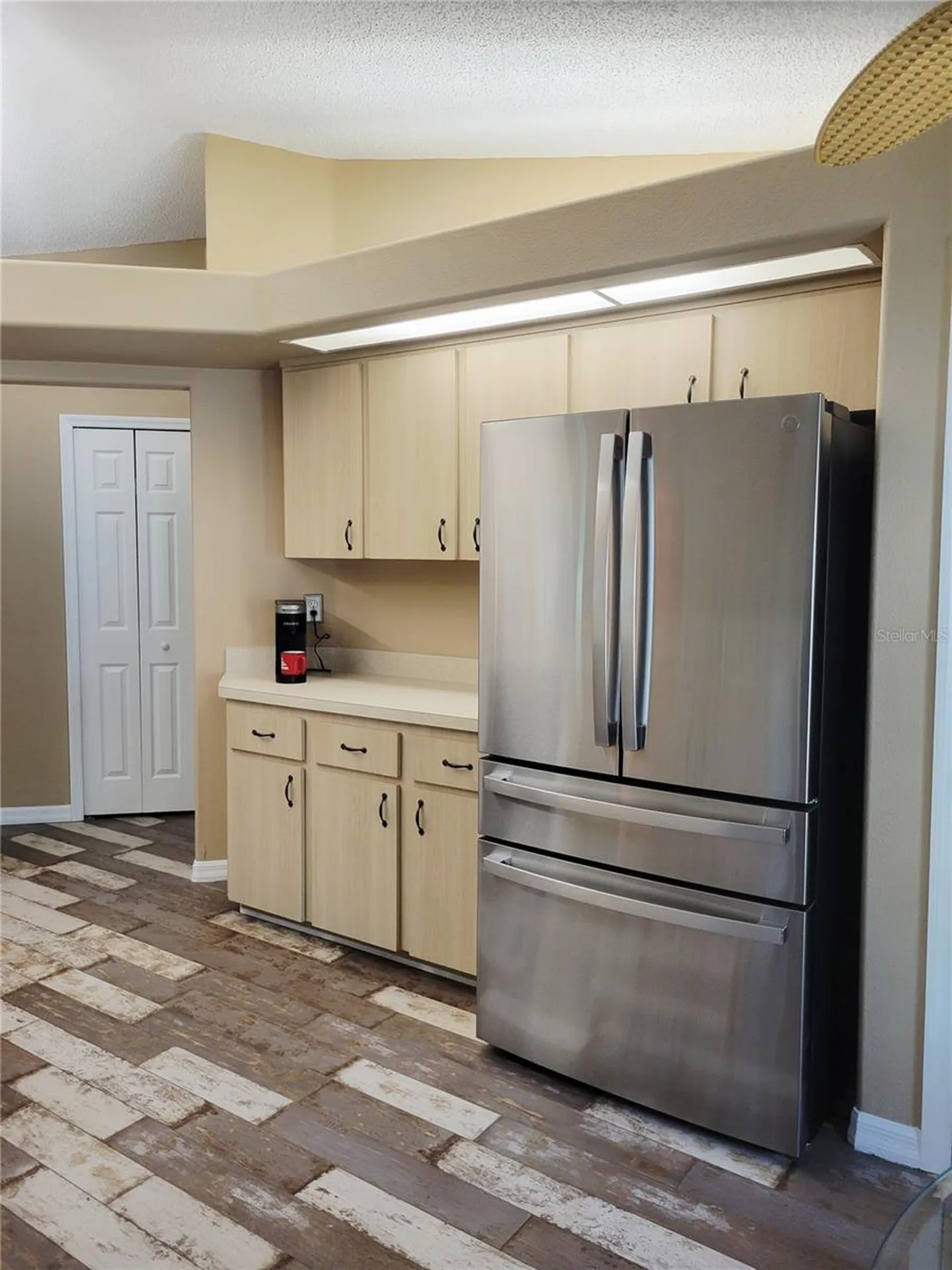 9153 Michigan Avenue Weeki Wachee FL 34613
