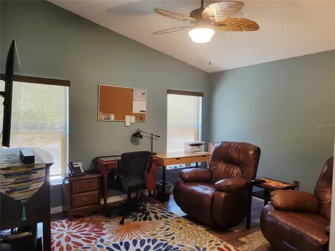 9153 Michigan Avenue Weeki Wachee FL 34613
