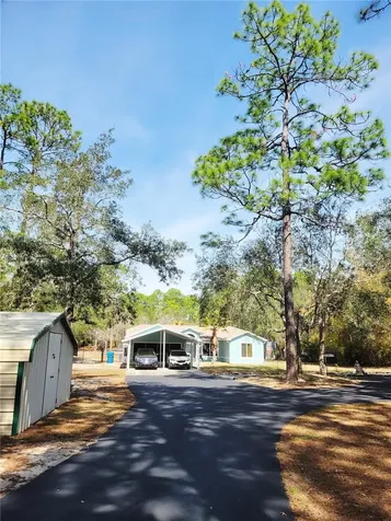 9153 Michigan Avenue Weeki Wachee FL 34613