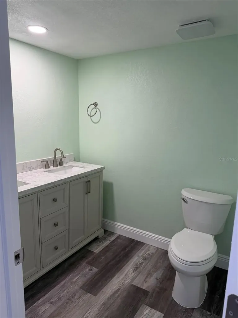 9794 Indian Key Trail Seminole FL 33776
