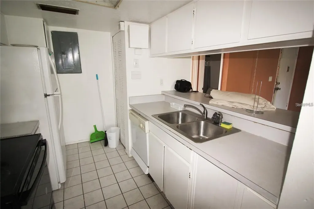 2117 Lyme Bay Drive Orlando FL 32839